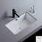 斜めの端およびきれいな幾何学の古典的な長方形Adaの浴室の流し