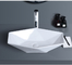 非多孔性のカウンター トップの浴室の流し650mmの不規則な形の洗面器